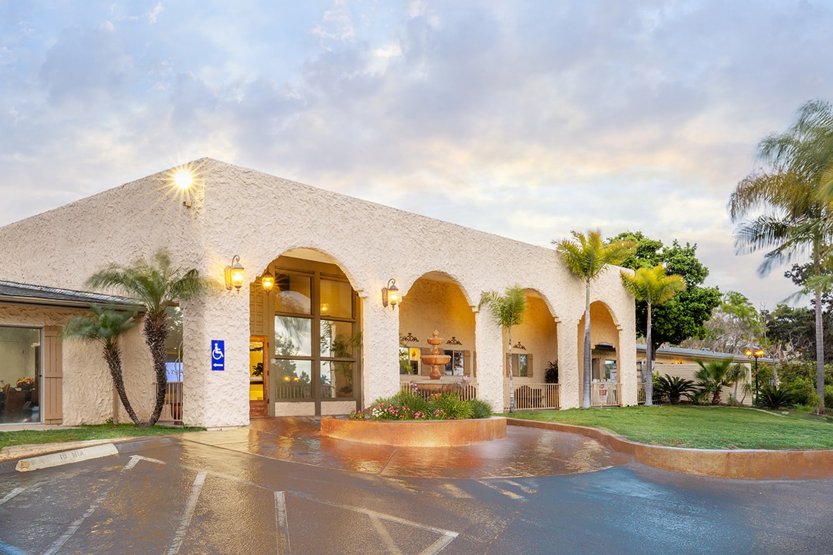 Front view of Reo Vista